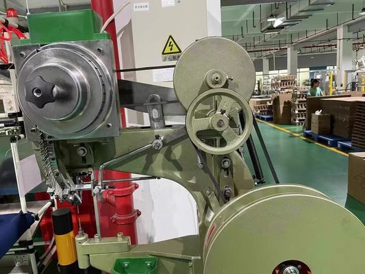 Holle buisvormige rivetmachine voor leerkleding metalen kunststofrivetmachine