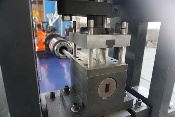 Automatische pijpleiding CK60CNC-3 Hoog nauwkeurige CNC-punching