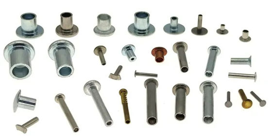 Hydraulische buisvormige rivetmachine voor halfholle rivetten